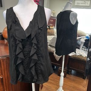 White House black Market top